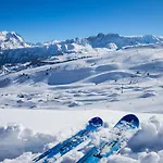 Confortable 2 Pieces, Skis Aux Pieds, Animaux Bienvenus - Fr-1-182a-43 * Courchevel